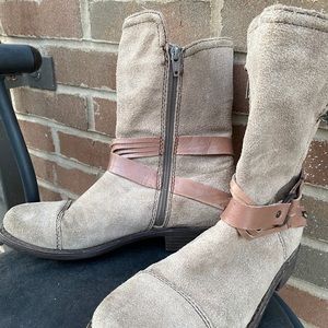OTBT Gray Suede Boots